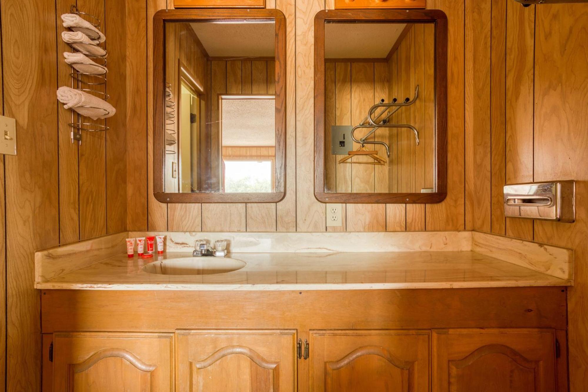Oyo Hotel Breckenridge Tx Hubbard Creek Lake Екстер'єр фото